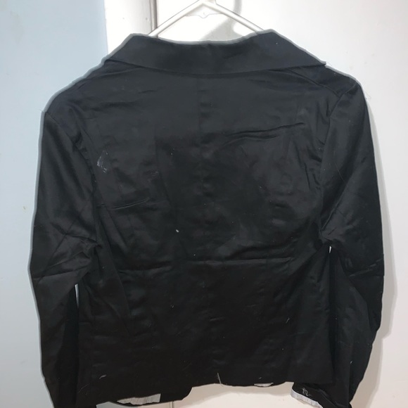 Black Classic Blazer - Picture 2 of 2